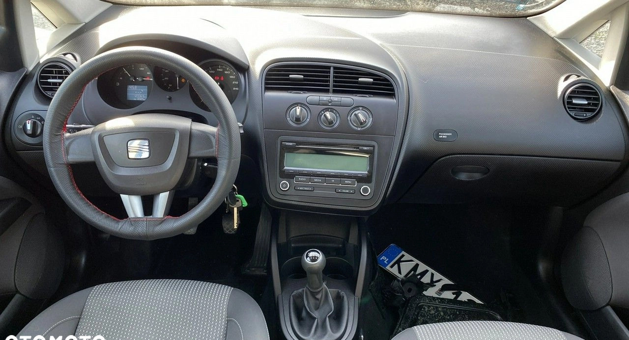 Seat Altea cena 7900 przebieg: 123300, rok produkcji 2011 z Krośniewice małe 277